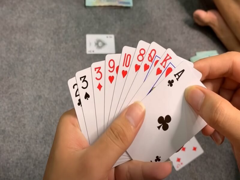 Một số kỹ năng khi chơi Phỏm tại May88 club