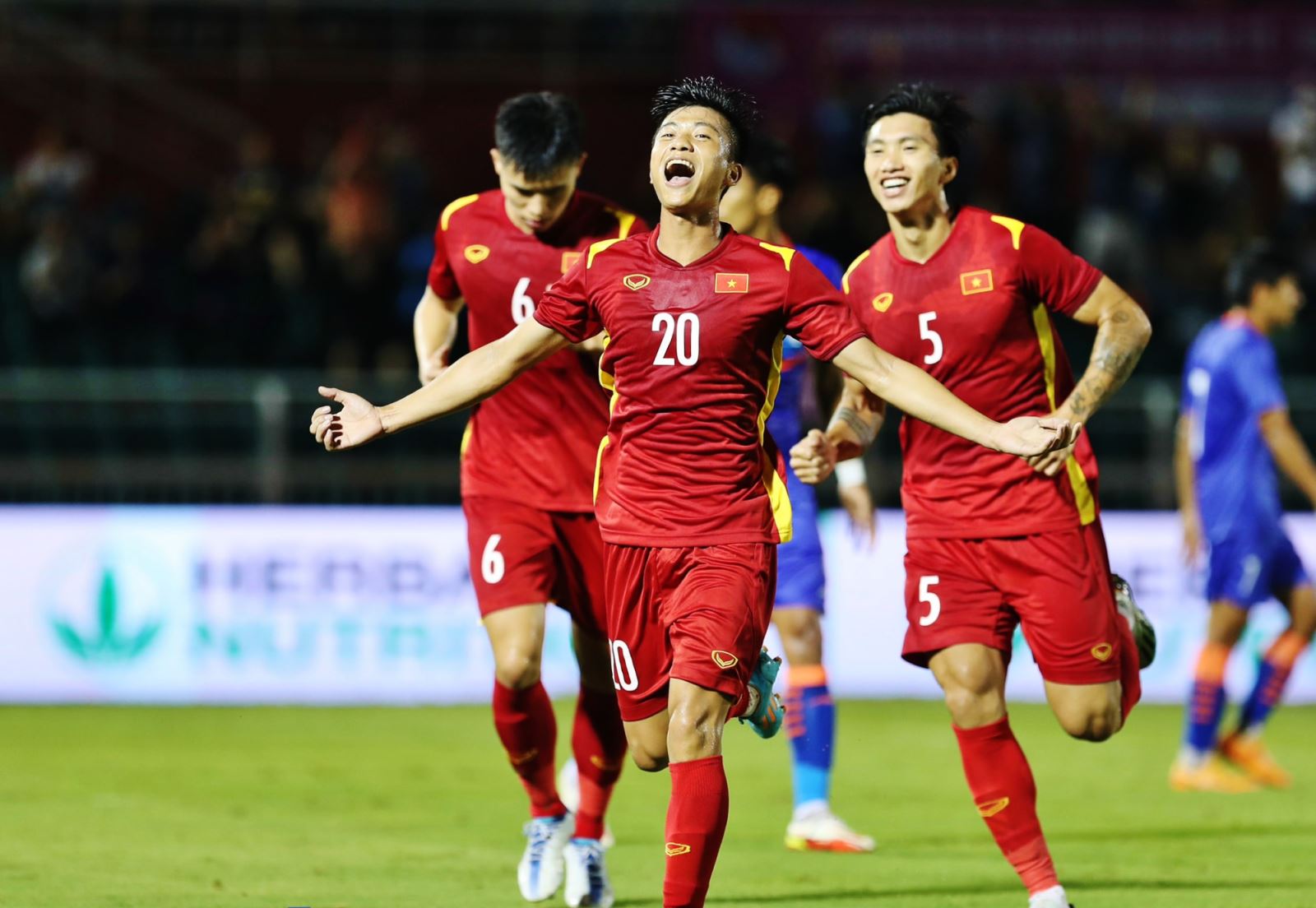 Nhận xét về đội tuyển Việt Nam cùng May88 club