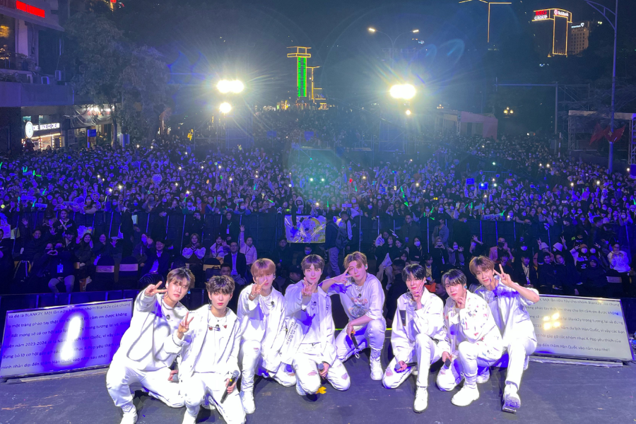 Mơ thấy là người thân idol là điềm gì?